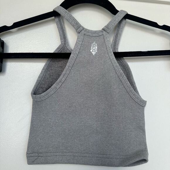 NWOT Happiness Runs Long Crop Tank in Grey, Size XS/S - Picture 6 of 8